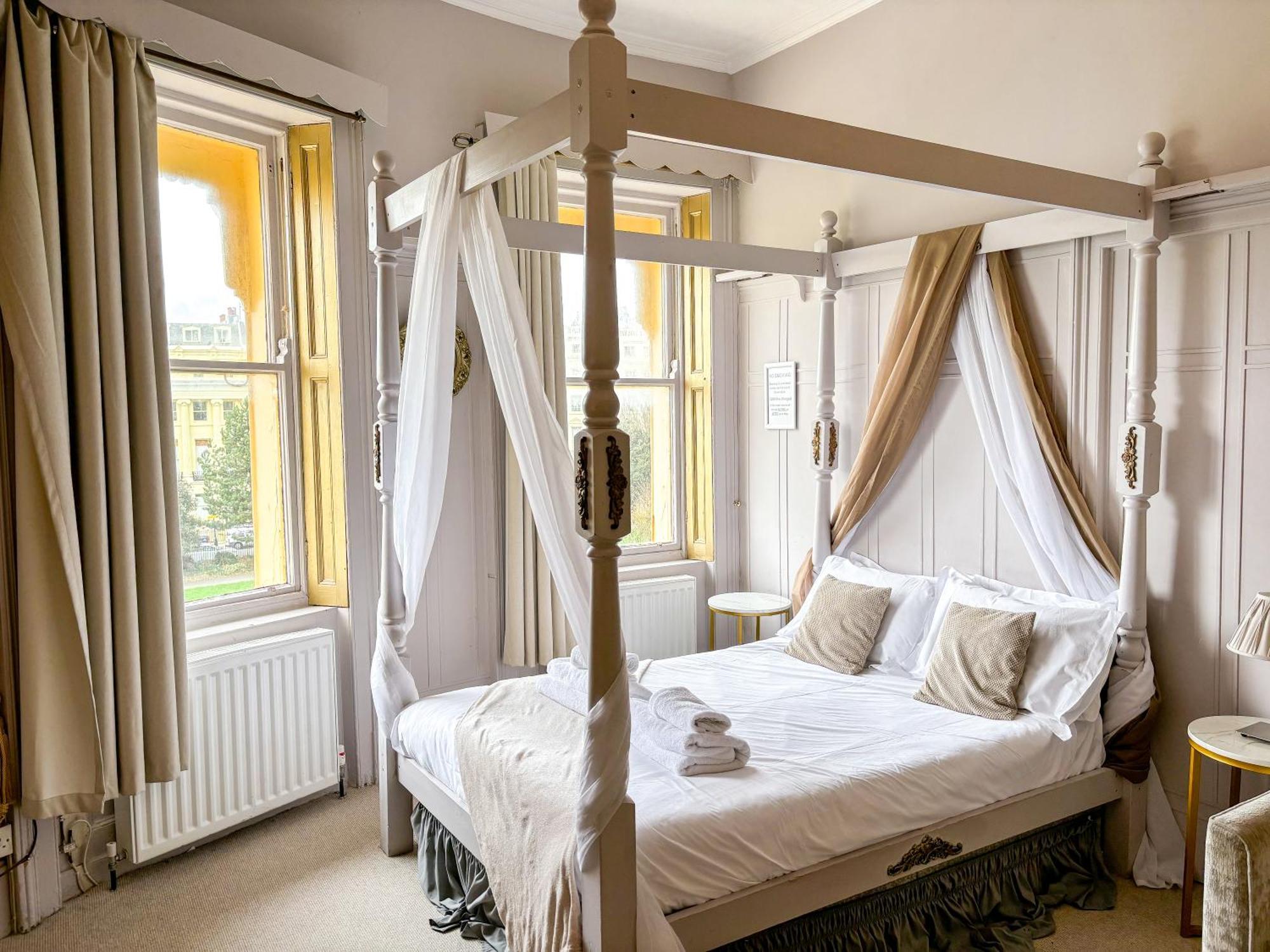 X Hotel Brunswick Square Брайтонн Экстерьер фото